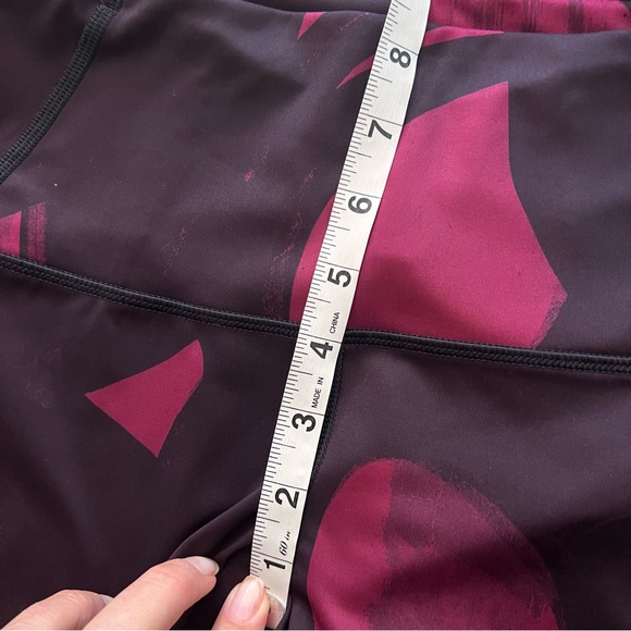 LULULEMON All Sport Crop Leggings Back Spin Stroke Dashing - Picture 12 of 12